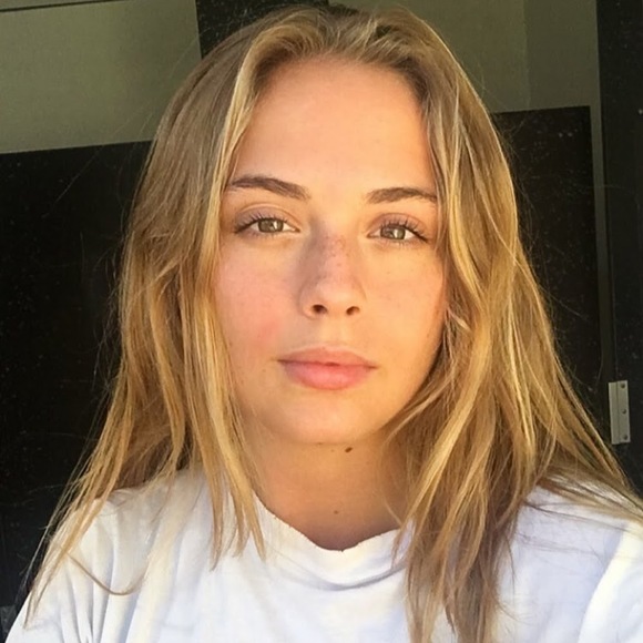 Meet your Posher, Natalie - Picture 1 of 1